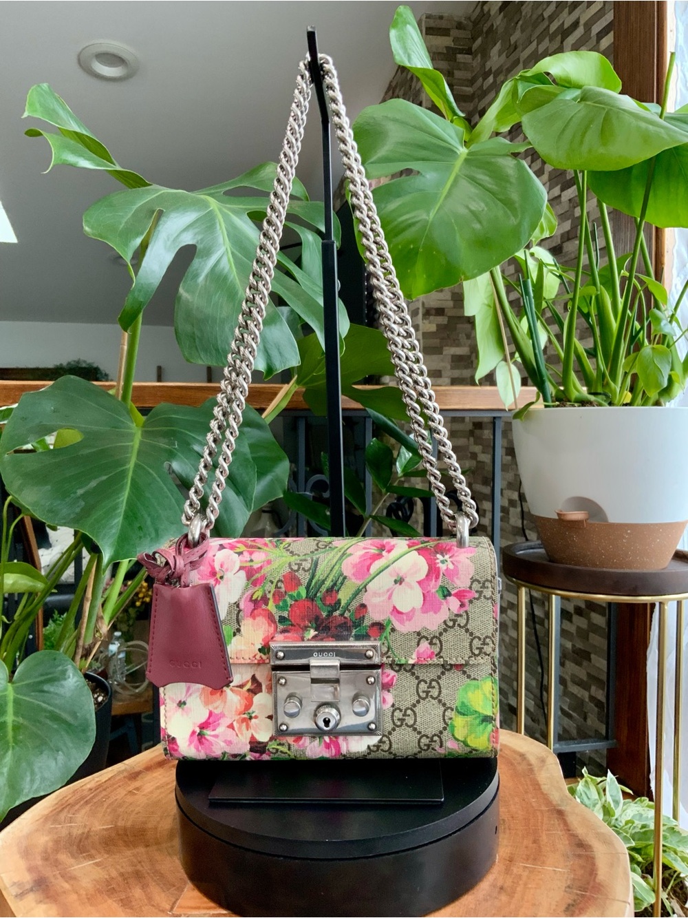 Gucci Blooms Padlock Chain Shoulder Bag GG Supreme Floral Canvas Pink Leather